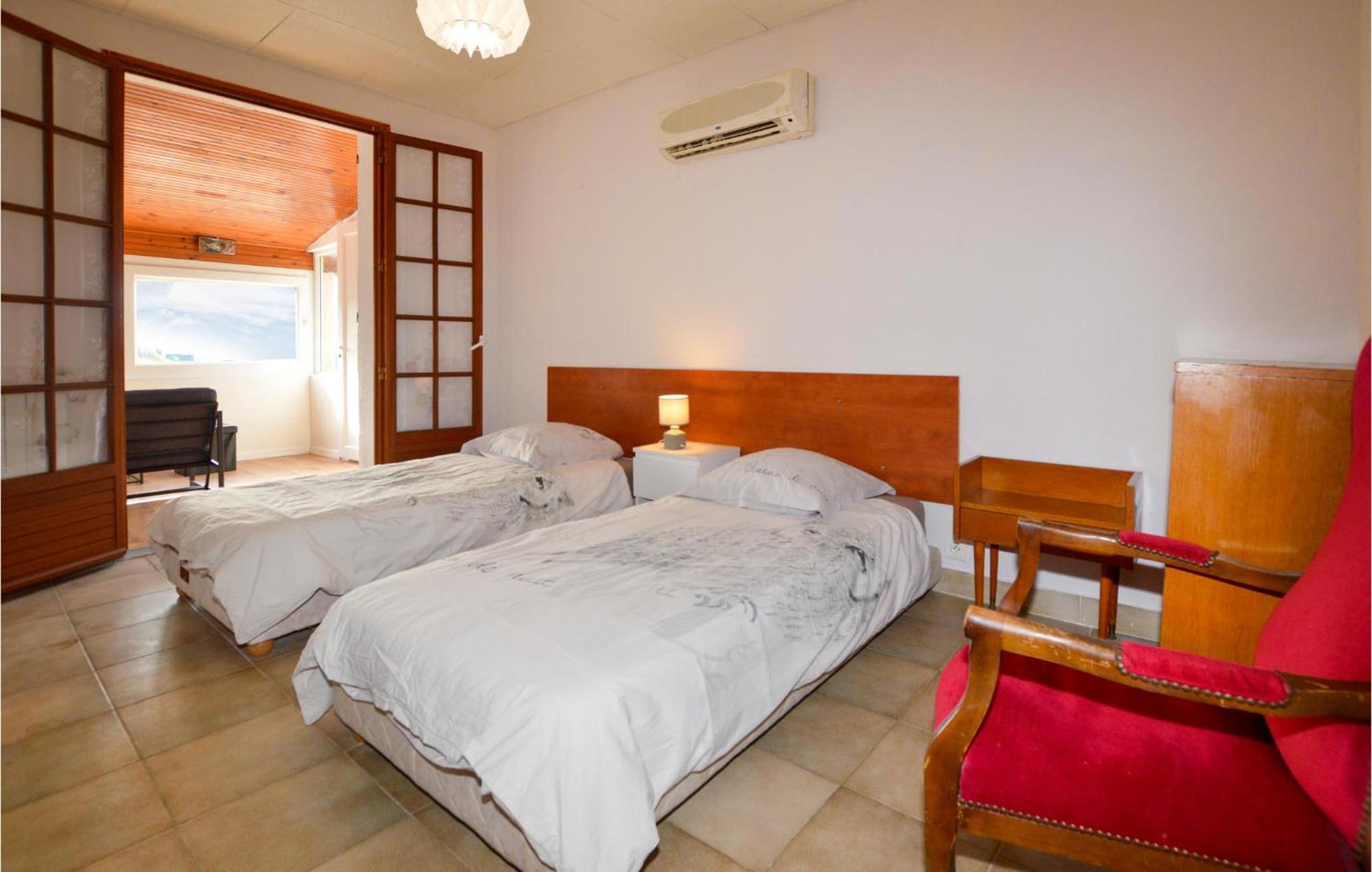 Lovely Apartment In Bastelicaccia With Wifi Exterior foto